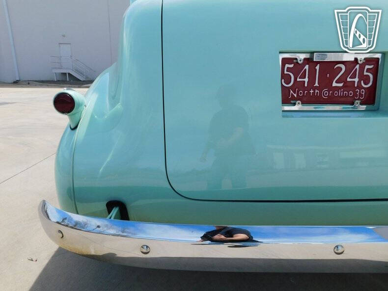 1939 Pontiac Silver Streak