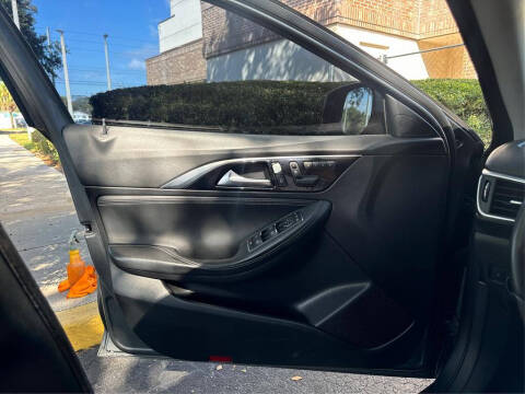 2018 Infiniti QX30 Luxury