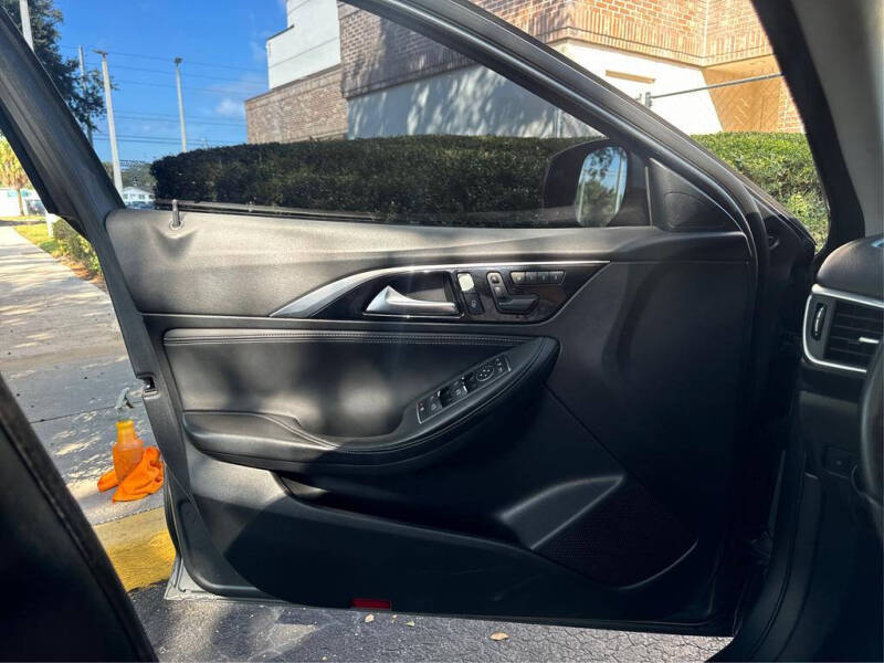 2018 Infiniti QX30 Luxury