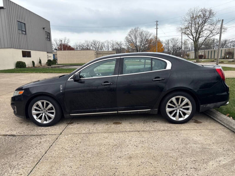 2010 Lincoln MKS