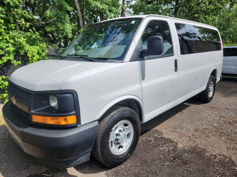 2017 Chevrolet Express 2500