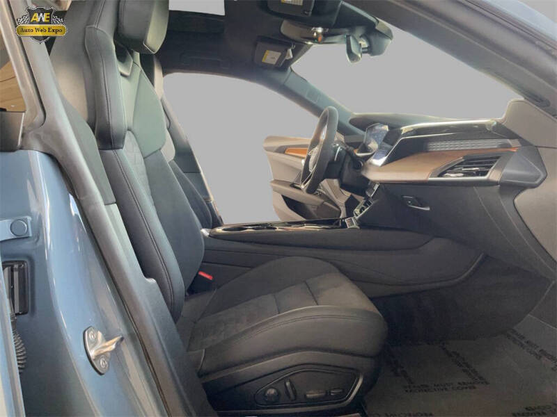 2022 Audi e-tron GT quattro Premium Plus