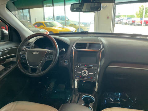 2017 Ford Explorer Platinum