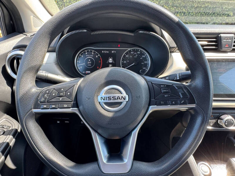 2020 Nissan Versa SV