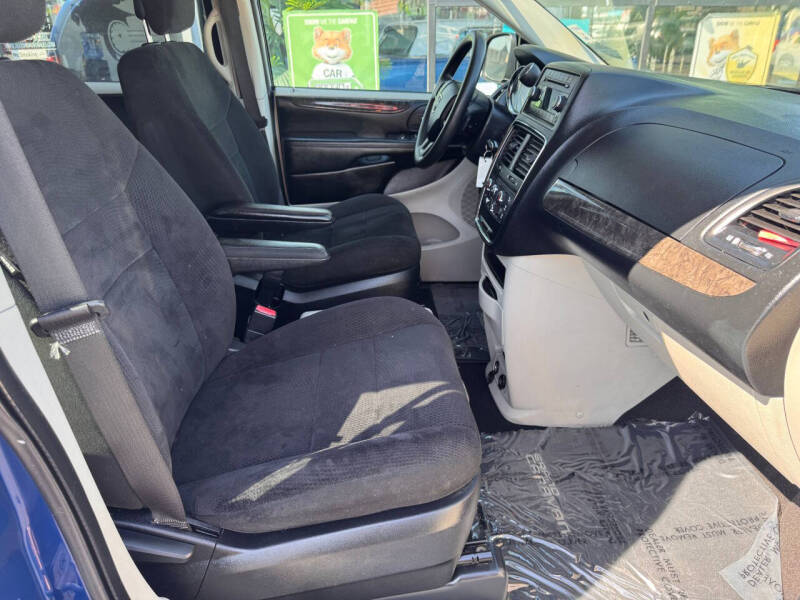 2011 Dodge Grand Caravan Express