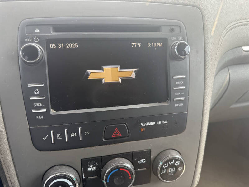 2017 Chevrolet Traverse LS