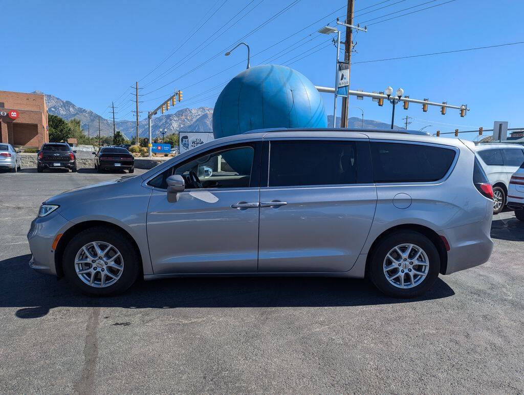 2021 Chrysler Pacifica for sale at Axio Auto Boise in Boise, ID