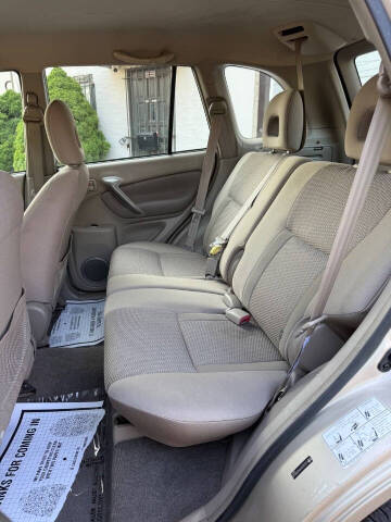 2005 Toyota RAV4