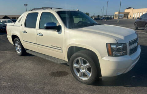 2013 Chevrolet Avalanche LTZ Black Diamond