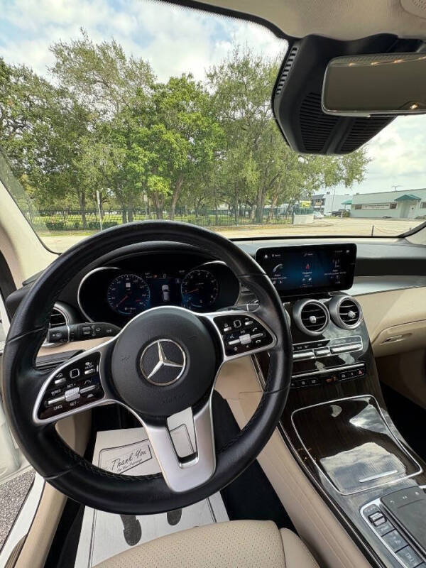 2021 Mercedes-Benz GLC GLC 300