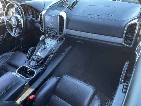 2018 Porsche Cayenne Turbo