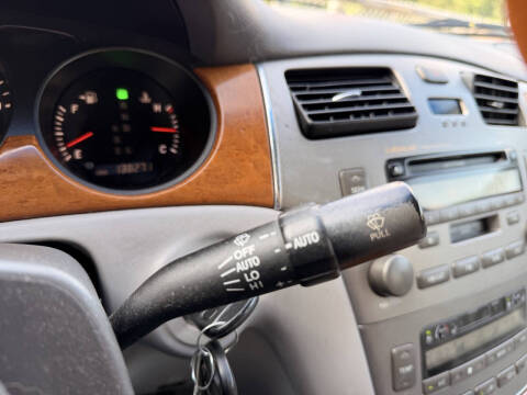 2005 Lexus ES 330