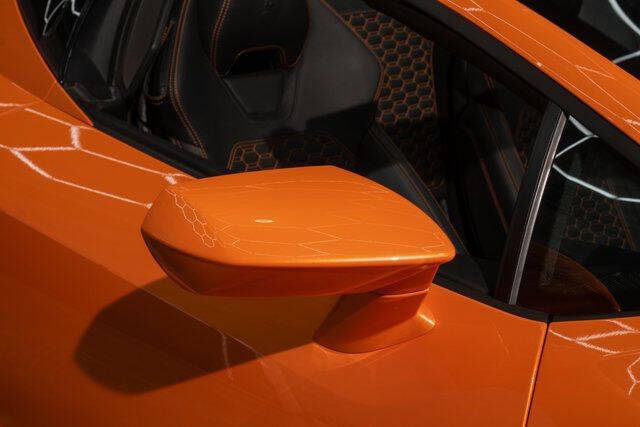 2019 Lamborghini Huracan LP 580-2 Spyder