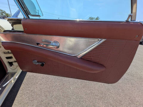 1957 Ford Thunderbird