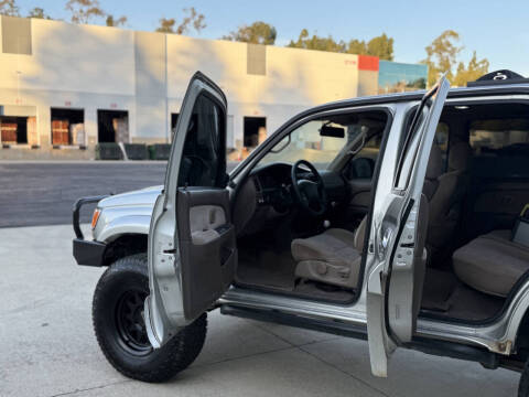 2000 Toyota 4Runner SR5