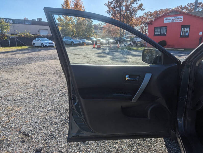 2013 Nissan Rogue SV w/SL Package