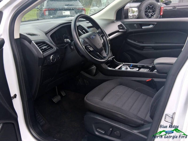2020 Ford Edge SE