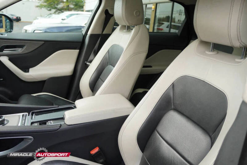 2018 Jaguar F-PACE S