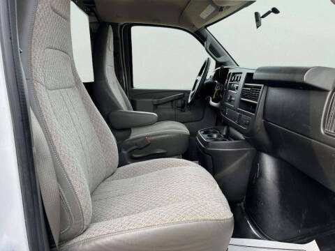 2016 Chevrolet Express 2500