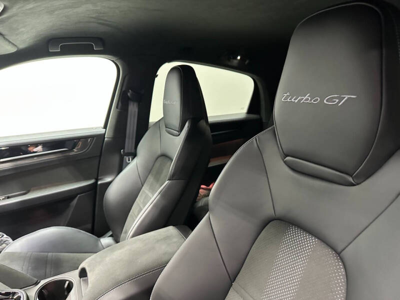 2024 Porsche Cayenne Turbo GT