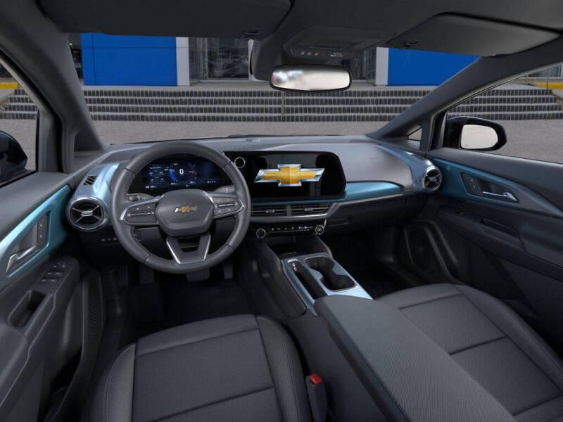 2026 Chevrolet Equinox EV LT 2