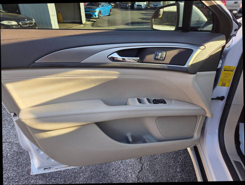 2018 Lincoln MKZ Premiere