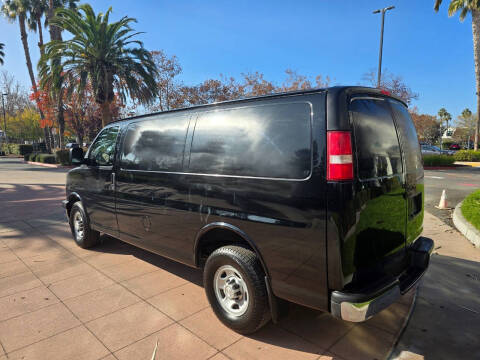 2017 Chevrolet Express 2500