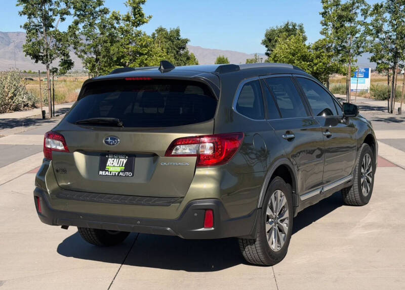 2018 Subaru Outback 2.5i Touring
