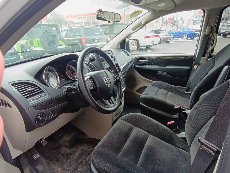 2015 RAM C/V