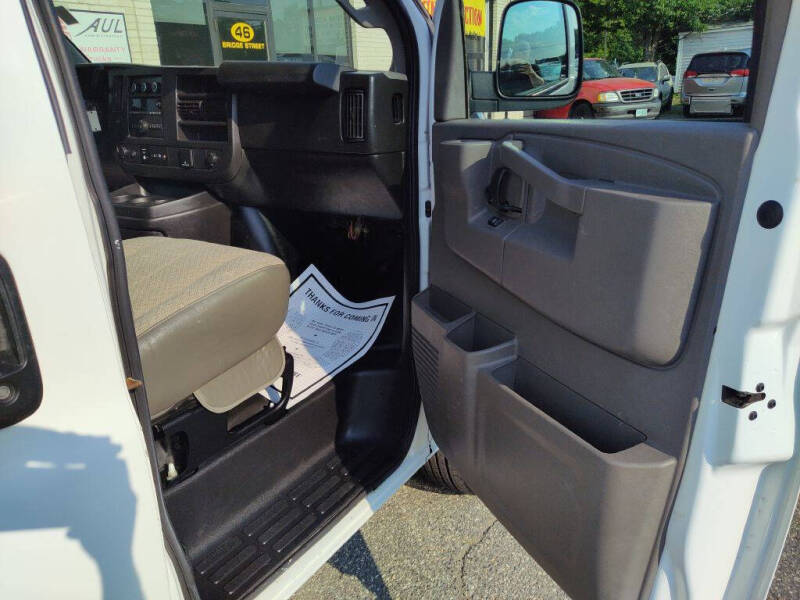 2021 Chevrolet Express 2500