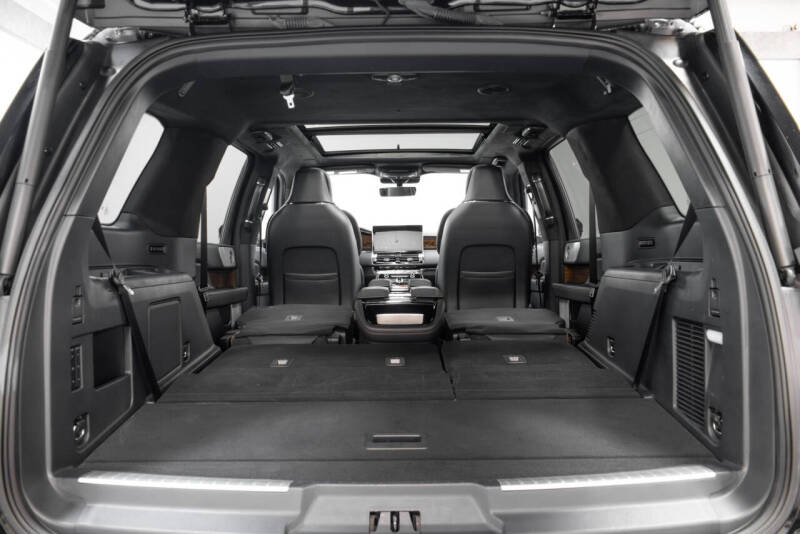 2022 Lincoln Navigator Black Label