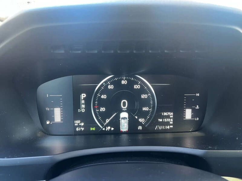 2018 Volvo XC90 T5 Momentum 7-Passenger