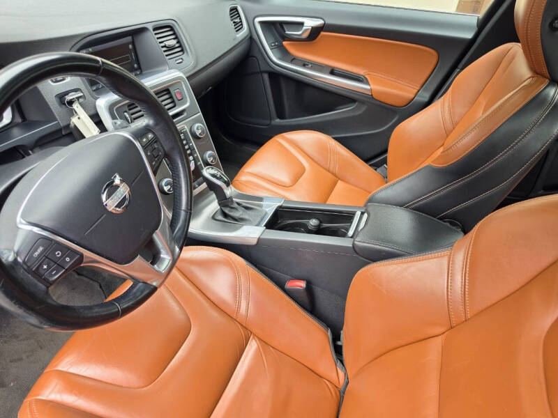 2015 Volvo S60 T5 Drive-E Premier