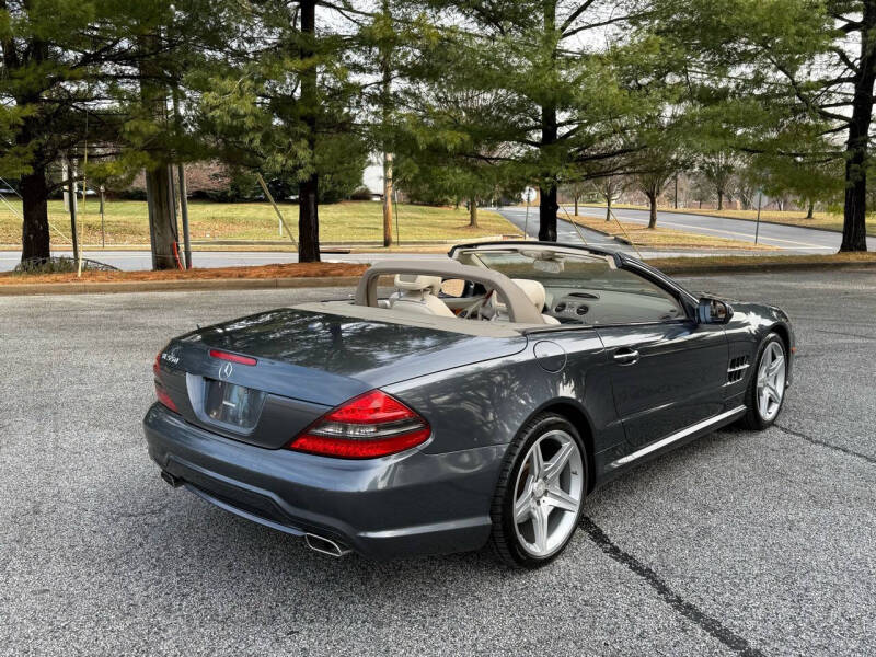 2011 Mercedes-Benz SL-Class SL550 photo 23