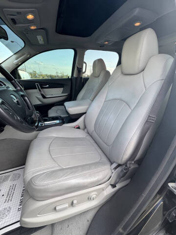 2011 GMC Acadia Denali