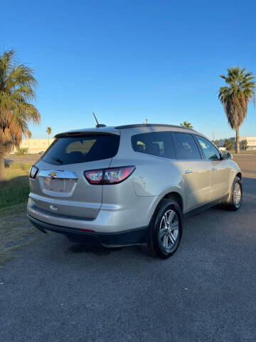 2017 Chevrolet Traverse LT