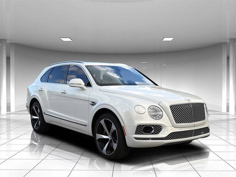 2019 Bentley Bentayga 2