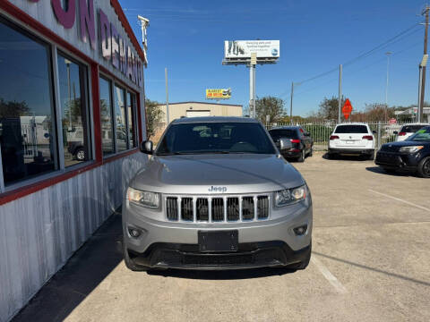 2016 Jeep Grand Cherokee Laredo