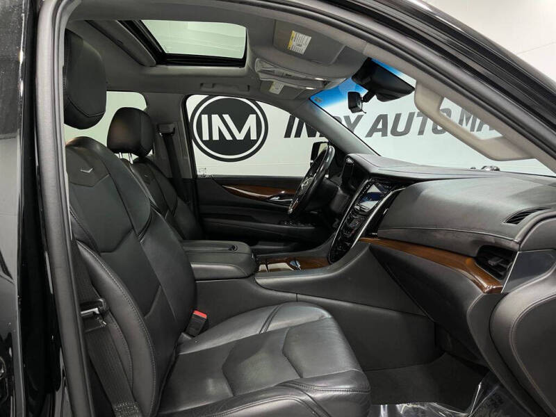 2018 Cadillac Escalade ESV Luxury