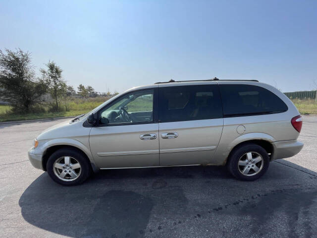 2005 Dodge Grand Caravan for sale at Twin Cities Auctions in Elk River, MN