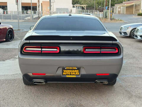 2017 Dodge Challenger SXT
