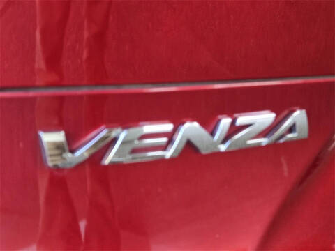 2023 Toyota Venza XLE