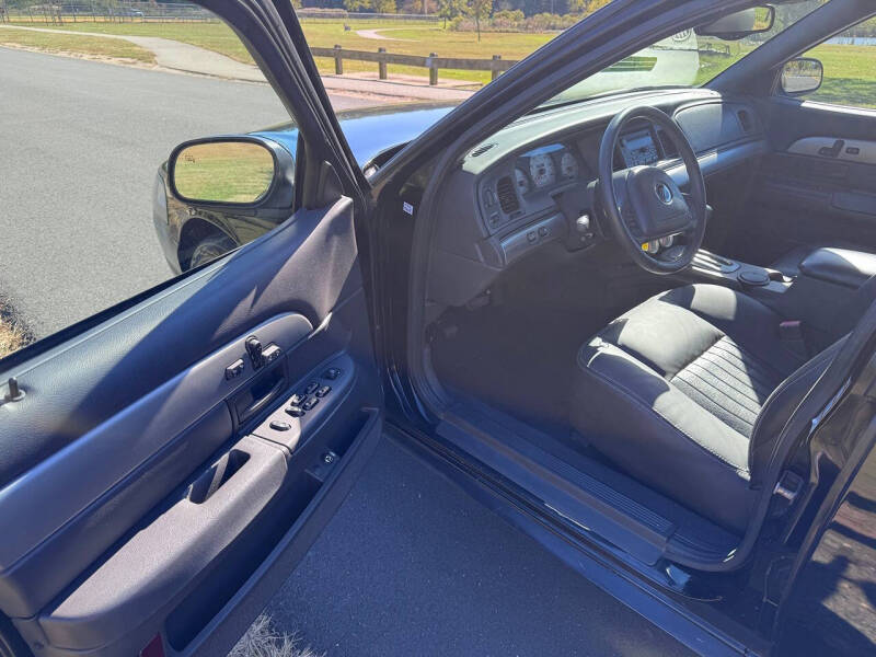 2004 Mercury Marauder