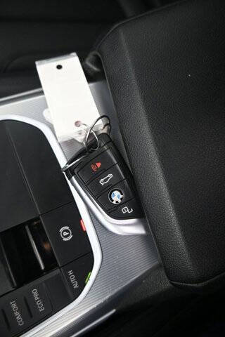 2022 BMW 3 Series 330i xDrive