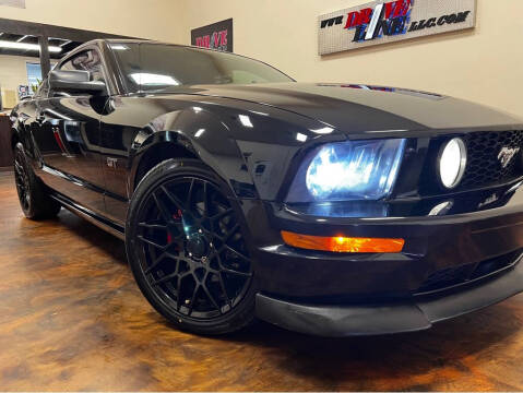 2006 Ford Mustang GT Deluxe