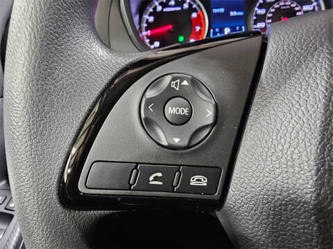 2024 Mitsubishi Eclipse Cross ES