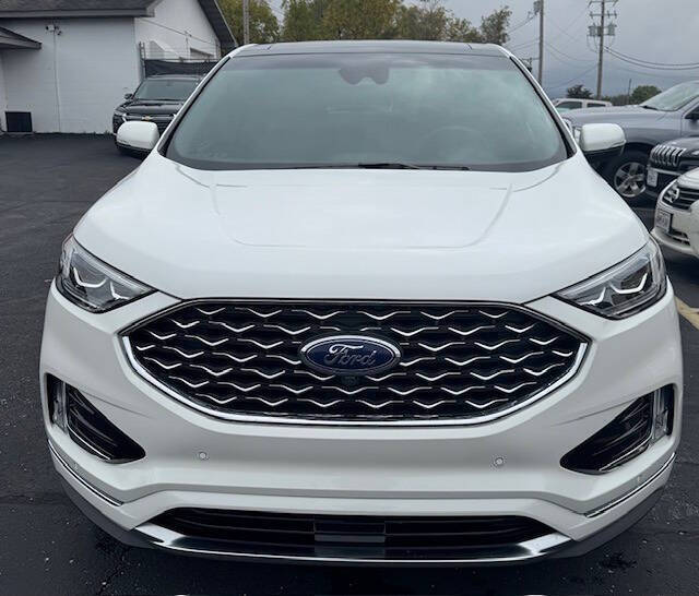2020 Ford Edge Titanium