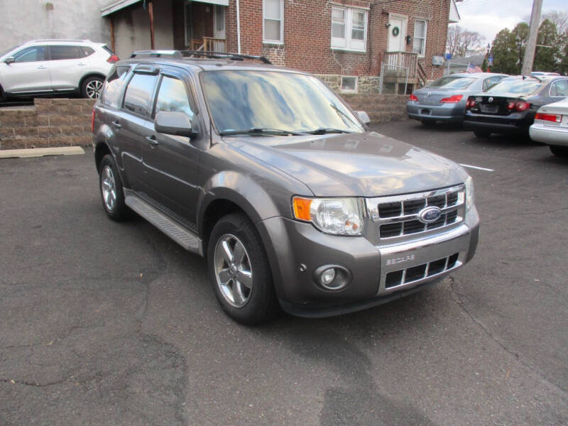 2011 Ford Escape Limited photo 2