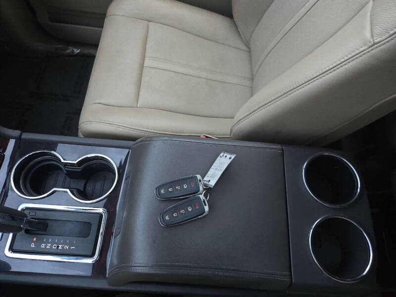 2017 Lincoln Navigator L Reserve