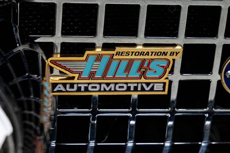 1957 Ford Thunderbird